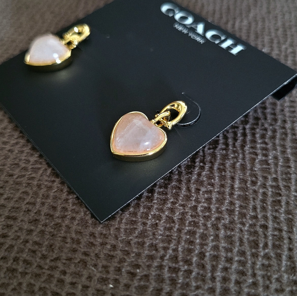 Coach Carved Rose🌹Quartz Heart💕 Drop Earrings - Picture 3 of 12